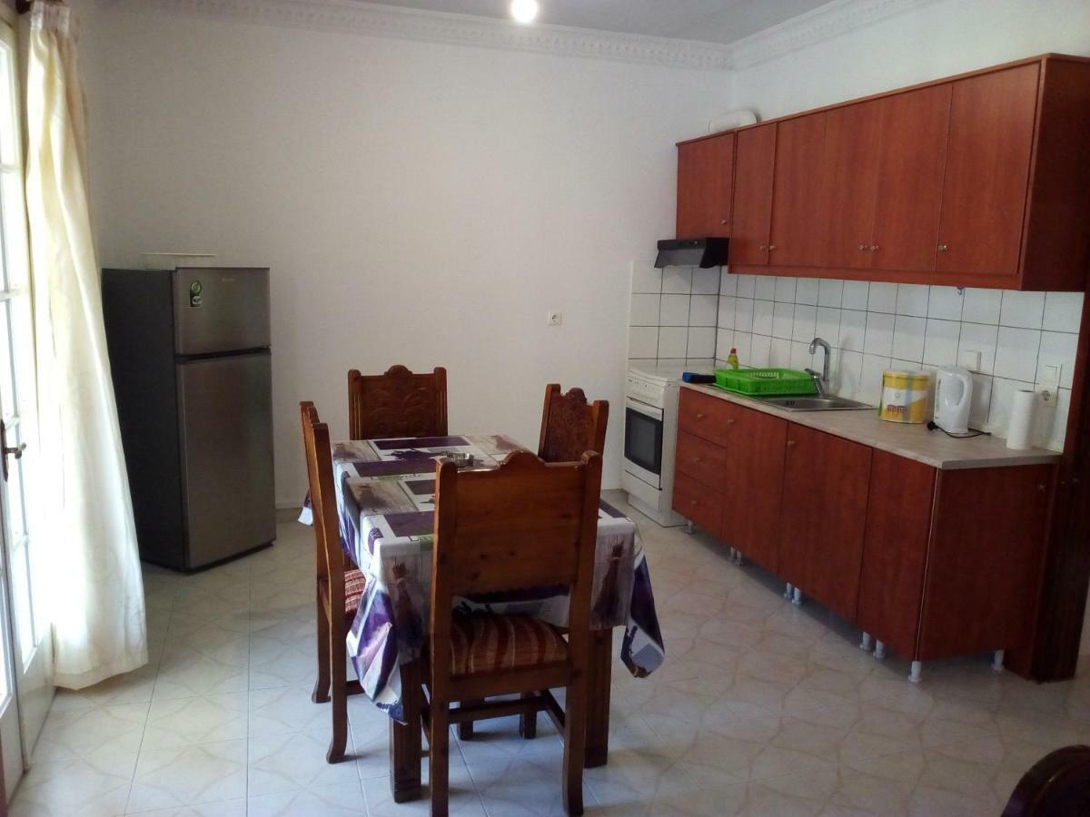 Fiona Seafront Apartments Nikiana Dış mekan fotoğraf
